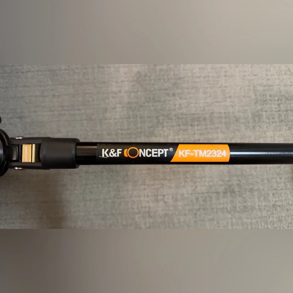 Black Tripod for Cameras - Picture 3 of 4